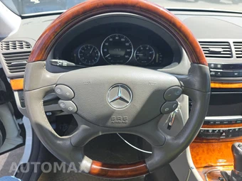 2007 Mercedes-Benz E 320 BlueTEC Sedan – miniatura 10