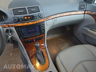 2007 Mercedes-Benz E 320 BlueTEC Sedan – miniatura 11