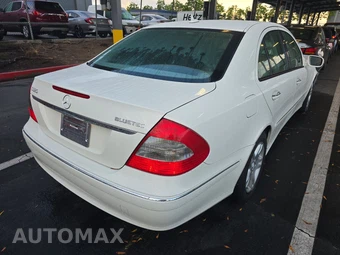 2007 Mercedes-Benz E 320 BlueTEC Sedan – miniatura 4