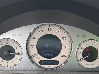 2007 Mercedes-Benz E 550 4MATIC Sedan – miniatura 12