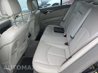 2007 Mercedes-Benz E 550 4MATIC Sedan – miniatura 13