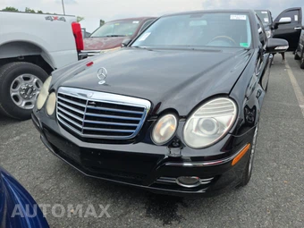 2007 Mercedes-Benz E 550 4MATIC Sedan – miniatura 2