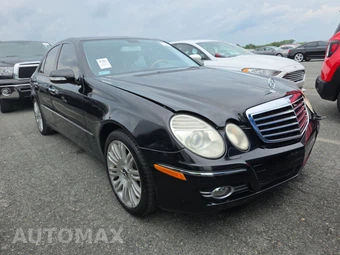 2007 Mercedes-Benz E 550 4MATIC Sedan – miniatura 3