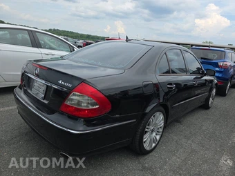 2007 Mercedes-Benz E 550 4MATIC Sedan – miniatura 4