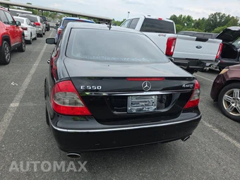 2007 Mercedes-Benz E 550 4MATIC Sedan – miniatura 5