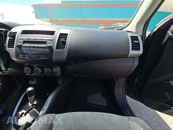 2007 Mitsubishi Outlander LS – miniatura 19