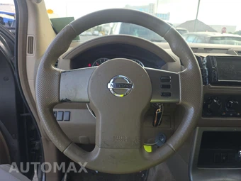 2007 Nissan Pathfinder S – miniatura 10