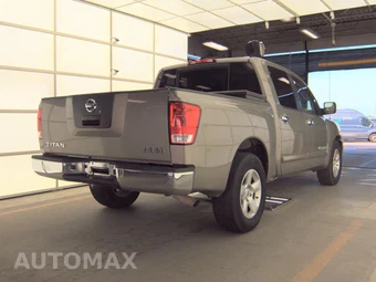 2007 Nissan TITAN SE Crew Cab Short Bed - miniatura 4
