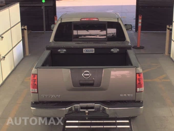 2007 Nissan TITAN SE Crew Cab Short Bed - miniatura 5