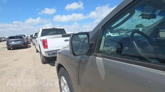 2007 Nissan TITAN SE Crew Cab Short Bed - miniatura 53