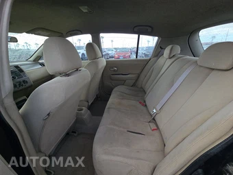 2007 Nissan Versa 1.8 S Hatchback - miniatura 13