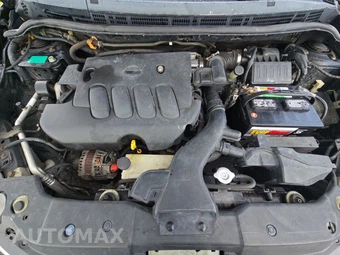 2007 Nissan Versa 1.8 S Hatchback - miniatura 15