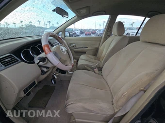 2007 Nissan Versa 1.8 S Hatchback - miniatura 7