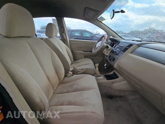 2007 Nissan Versa 1.8 S Hatchback - miniatura 8