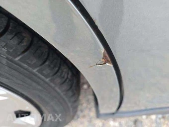 2007 Nissan Versa 1.8 S Hatchback – miniatura 6