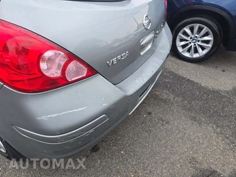 2007 Nissan Versa 1.8 S Hatchback – miniatura 22