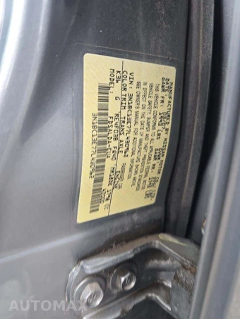 2007 Nissan Versa 1.8 S Hatchback – miniatura 5