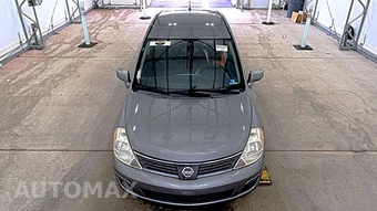 2007 Nissan Versa 1.8 S Hatchback - miniatura 2
