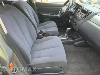 2007 Nissan Versa 1.8 S Hatchback - miniatura 8