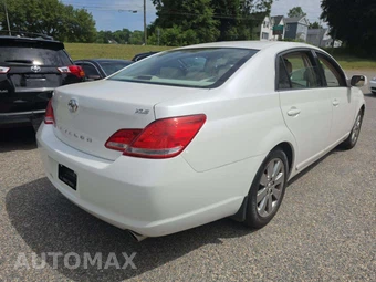2007 Toyota Avalon XL – miniatura 3