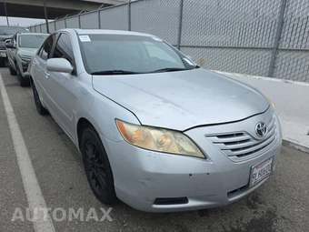 2007 Toyota Camry LE – miniatura 3