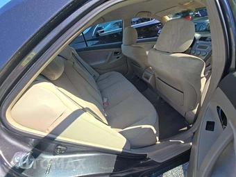 2007 Toyota Camry LE - miniatura 16