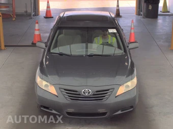 2007 Toyota Camry LE – miniatura 2