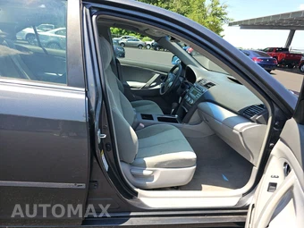2007 Toyota Camry LE – miniatura 8