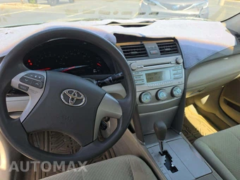 2007 Toyota Camry LE - miniatura 7