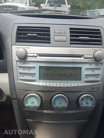 2007 Toyota Camry LE - miniatura 10