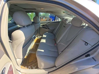 2007 Toyota Camry LE – miniatura 10