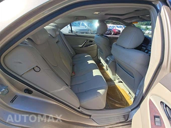 2007 Toyota Camry LE – miniatura 13