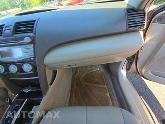 2007 Toyota Camry LE – miniatura 16
