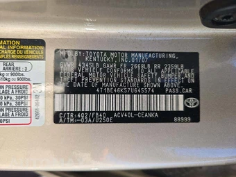 2007 Toyota Camry LE – miniatura 2