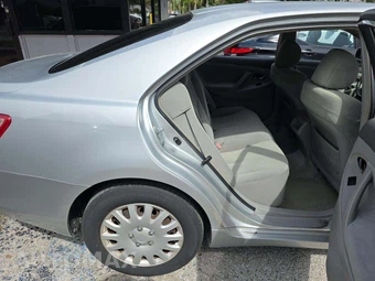 2007 Toyota Camry LE – miniatura 16