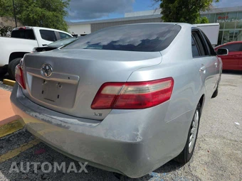 2007 Toyota Camry LE – miniatura 3