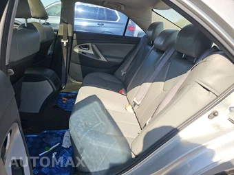 2007 Toyota Camry LE – miniatura 13