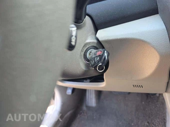 2007 Toyota Camry LE – miniatura 8