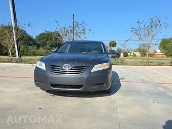 2007 Toyota Camry LE – miniatura 2