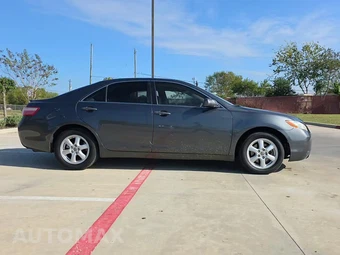 2007 Toyota Camry LE – miniatura 5