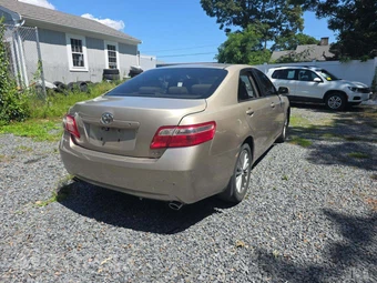 2007 Toyota Camry LE – miniatura 3