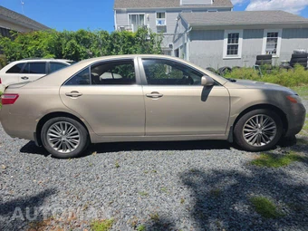 2007 Toyota Camry LE – miniatura 4