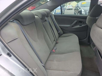 2007 Toyota Camry LE – miniatura 16