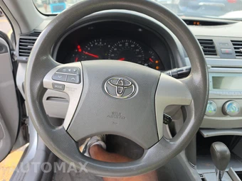2007 Toyota Camry LE - miniatura 10