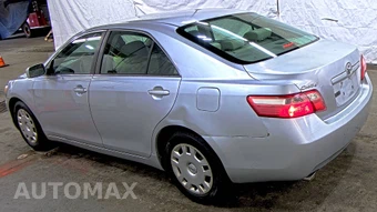 2007 Toyota Camry LE - miniatura 6
