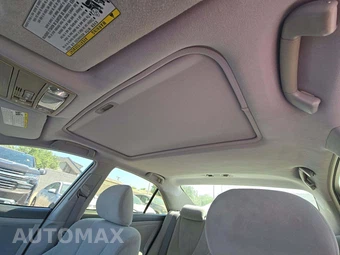 2007 Toyota Camry LE - miniatura 8
