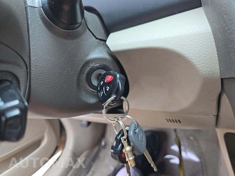 2007 Toyota Camry SE - miniatura 8