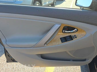 2007 Toyota Camry XLE – miniatura 9