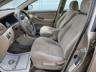 2007 Toyota Corolla CE – miniatura 7