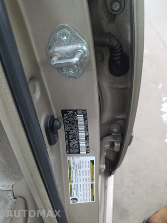 2007 Toyota Corolla S – miniatura 14